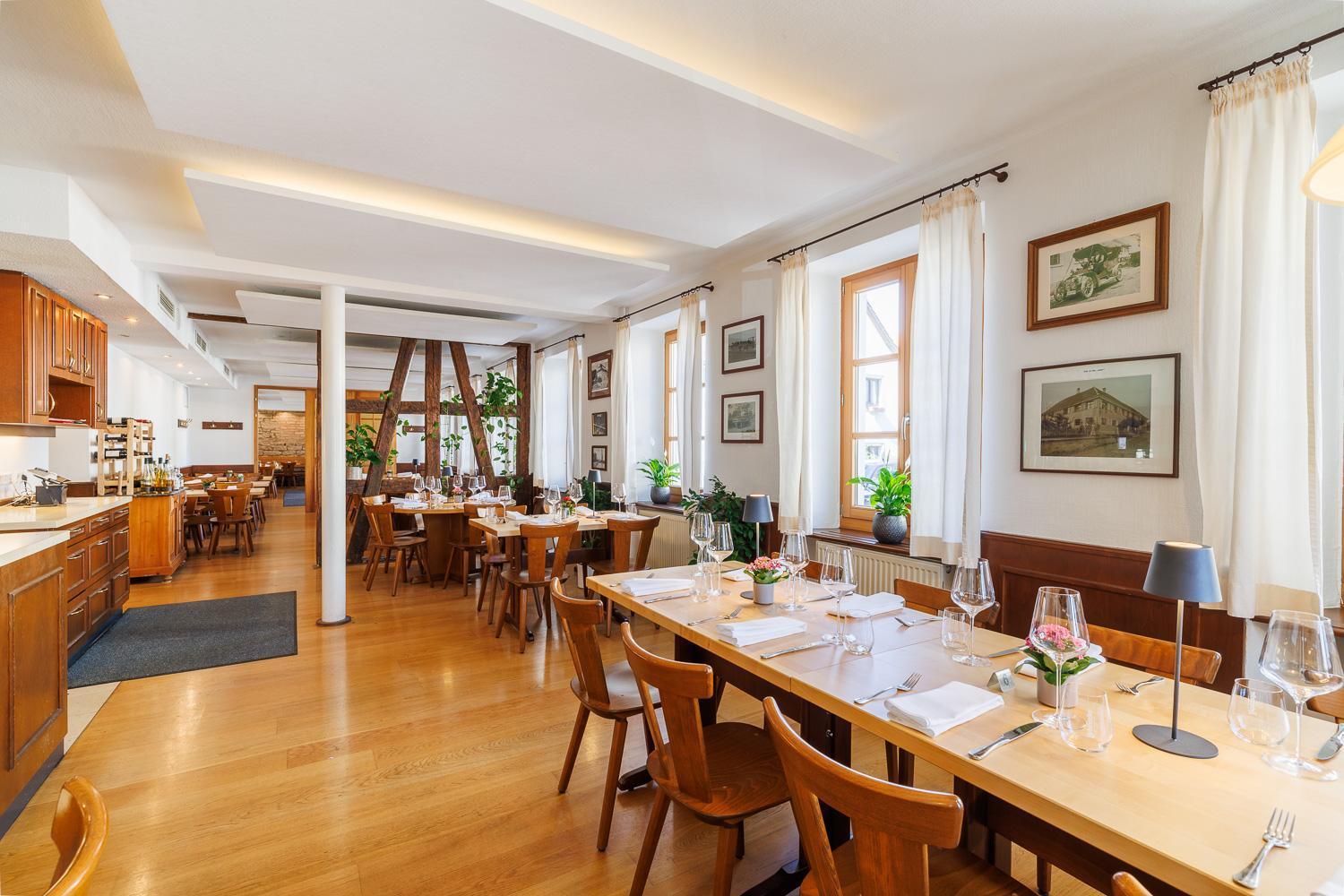 Gasthaus Adler คอนสตานซ์ ภายนอก รูปภาพ